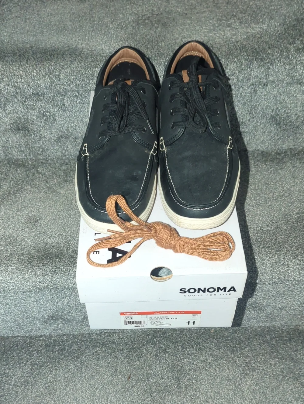 Sonoma Men’s Black Boat Shoes with Tan Laces